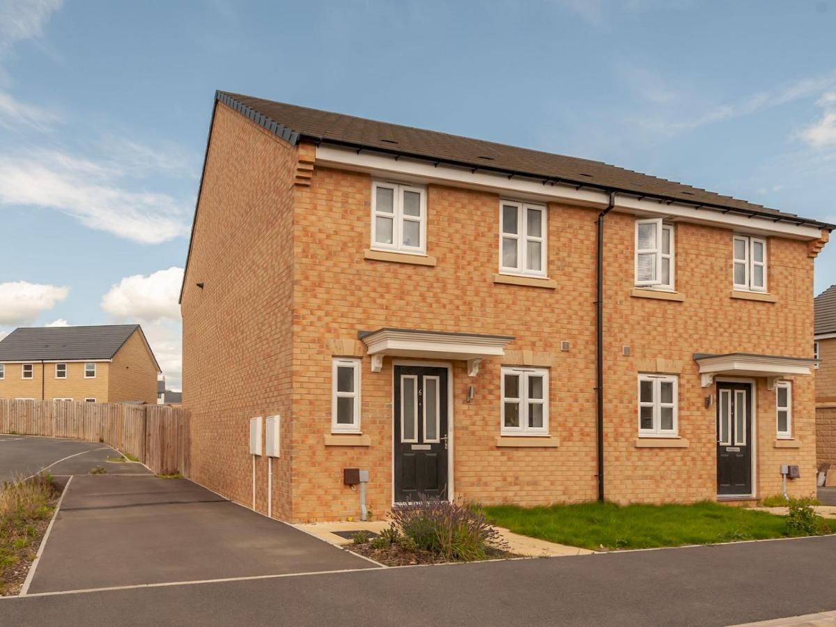 Pass The Keys Bramhope Haven - New Home Next To Golden Acre Park Leeds  Bagian luar foto