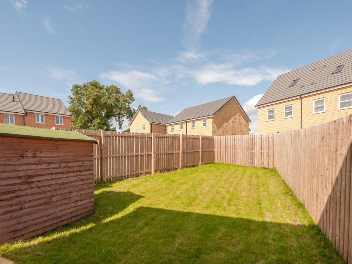 Pass The Keys Bramhope Haven - New Home Next To Golden Acre Park Leeds  Bagian luar foto